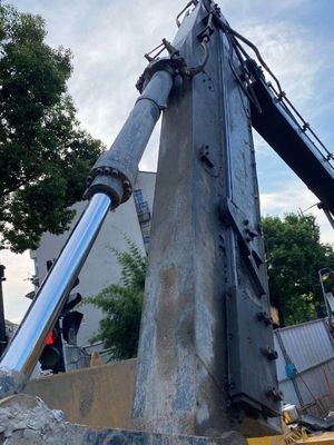 320スキッドの雄牛の掘削機の望遠鏡ブームの熱い販売