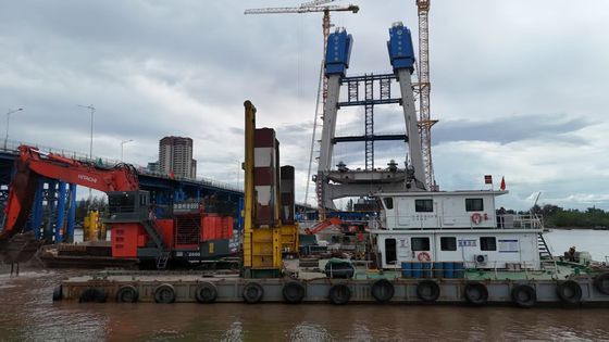 KOBELCO ヒタチ用のバケツとシリンダーの長腕掘削機