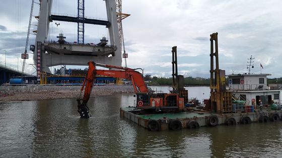 KOBELCO ヒタチ用のバケツとシリンダーの長腕掘削機