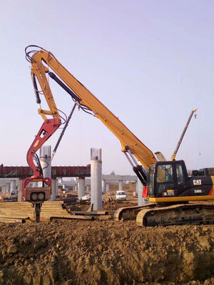 パイル運転とパイル引く掘削機 パイル運転腕 CAT340 パイルドライバーとカスタマイズ